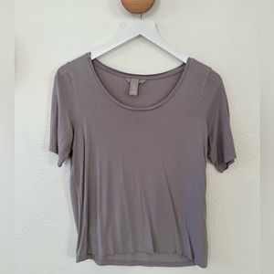 H&M gray tshirt